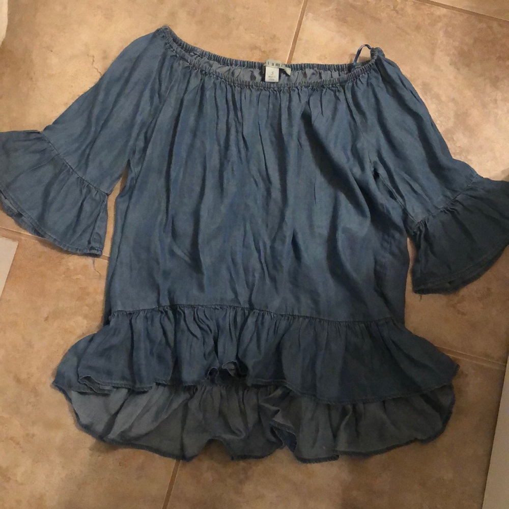 Chambray off-the-shoulder top